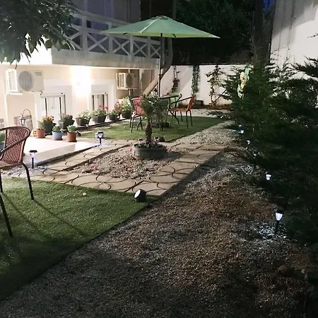 The Blue Studio, 1 Min Walk From * Kalamaki (Chania)