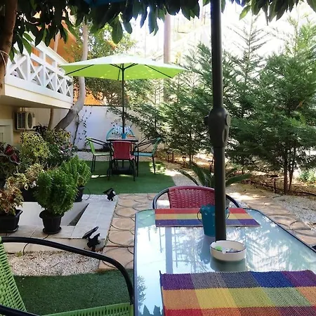 The Blue Studio, 1 Min Walk From Apartment *